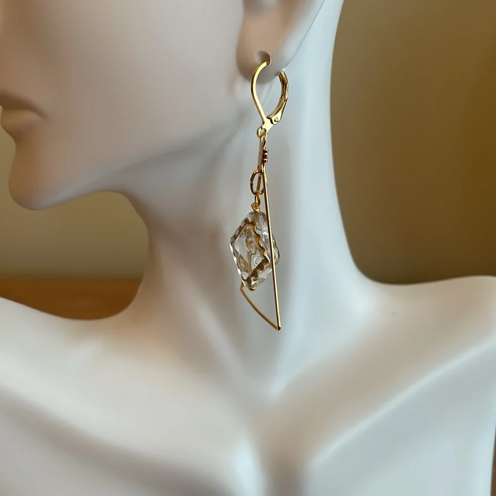HAND CRAFTED TRIANGULAR PIERCED EARRINGS Gold Clear Statement Drop